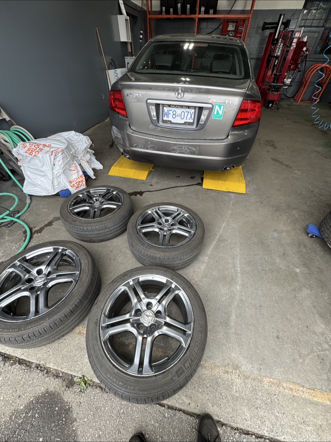 Michelin Primacy MX4 Tires 235/45/18 – 5/32 Tread – Ready to Go