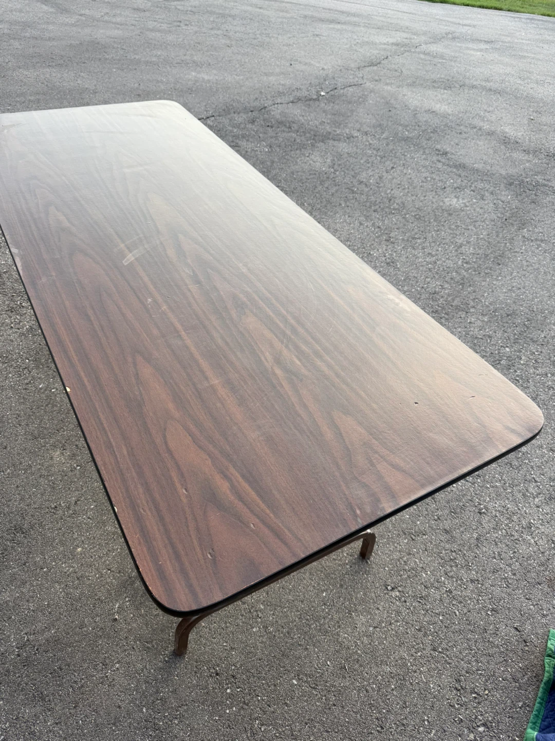 Table with folding metal legs. I have 6 of them.