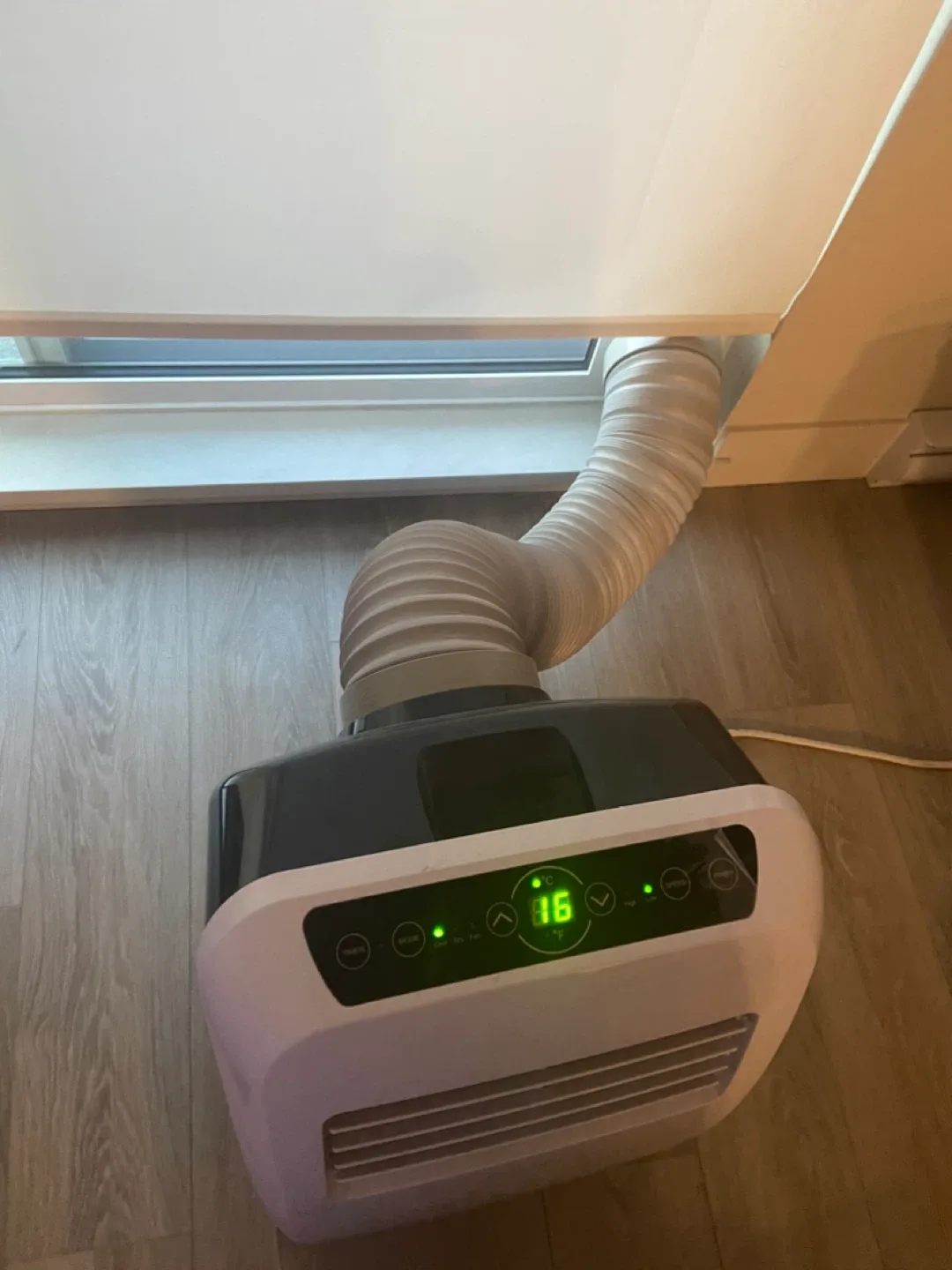 SereneLife 8000 BTU Portable Air Conditioner image indicator(2)