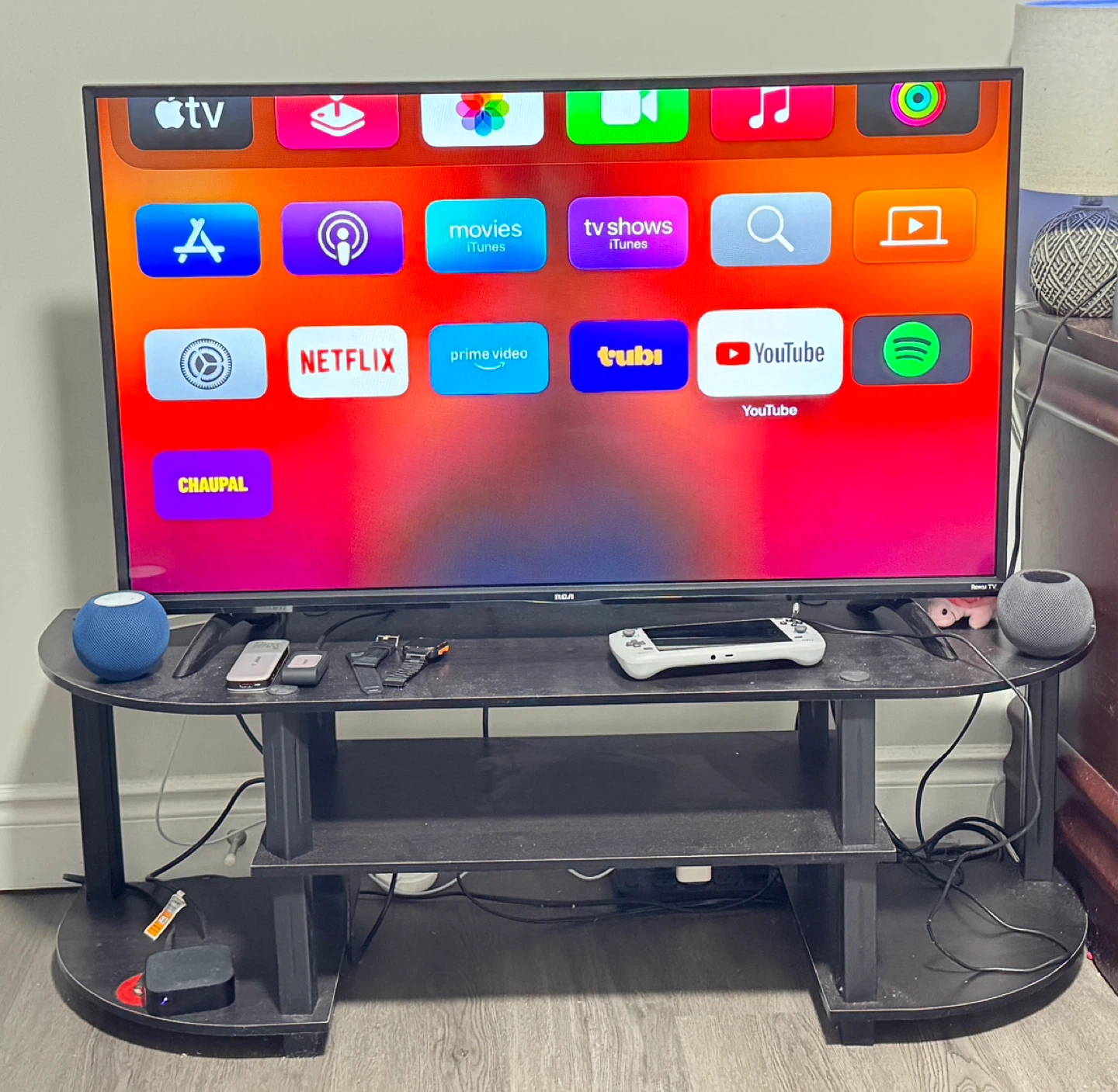 RCA-Roku Smart TV + TV Stand/Table - photo 2