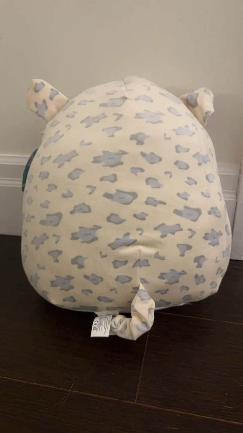 Squishmallows BNWT Rosie The Cow Plush 14” image indicator(2)