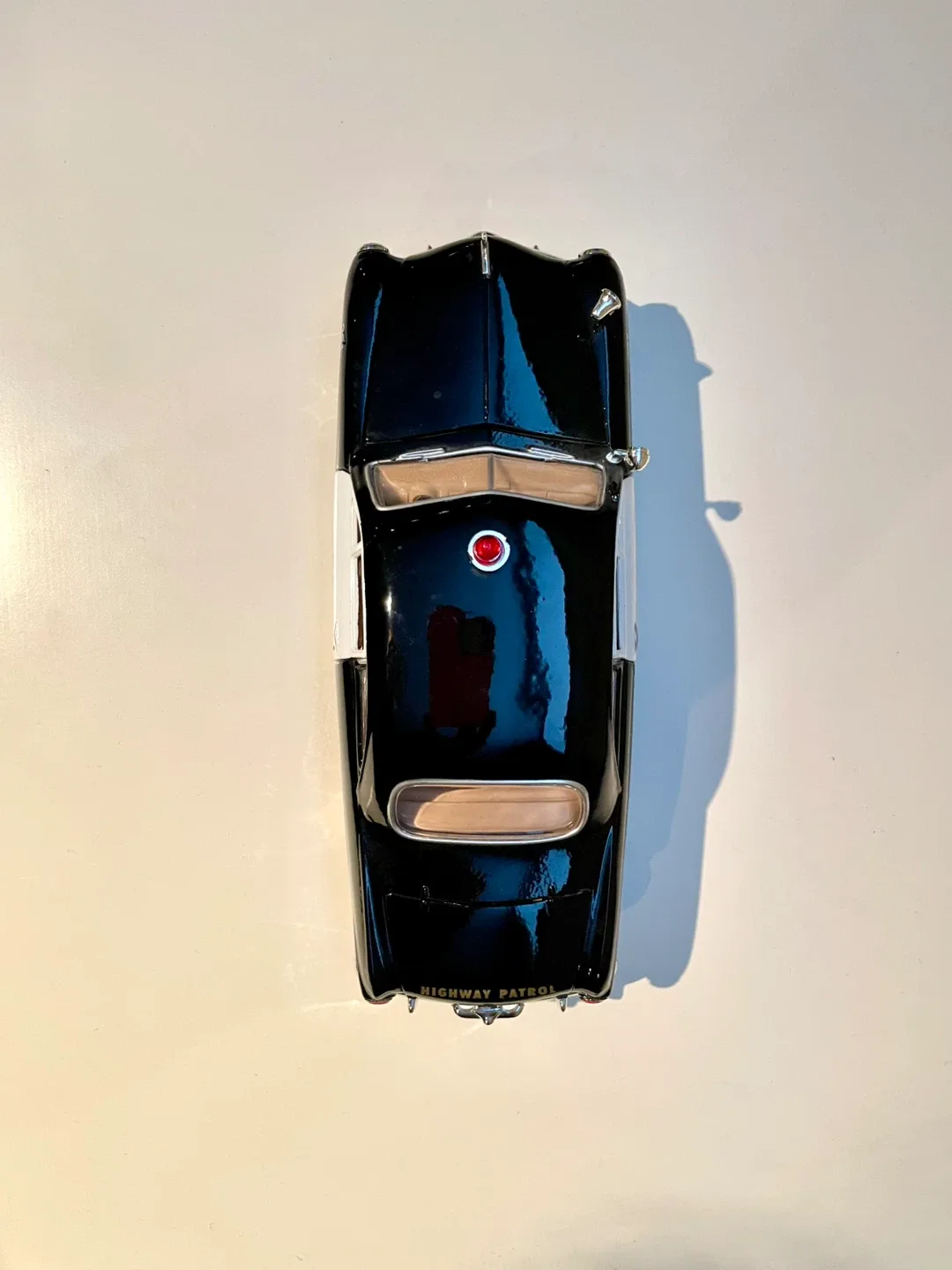 Diecast Car: Vintage 1949 Ford Coupe Highway Patrol 🎁 image indicator(6)