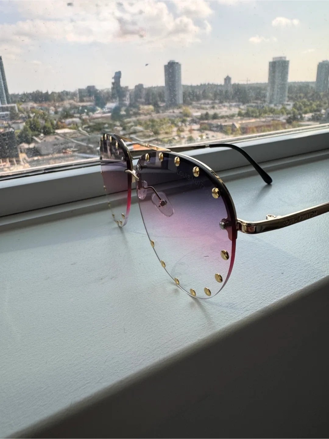 Louis Vuitton Sunglasses with Box image indicator(9)