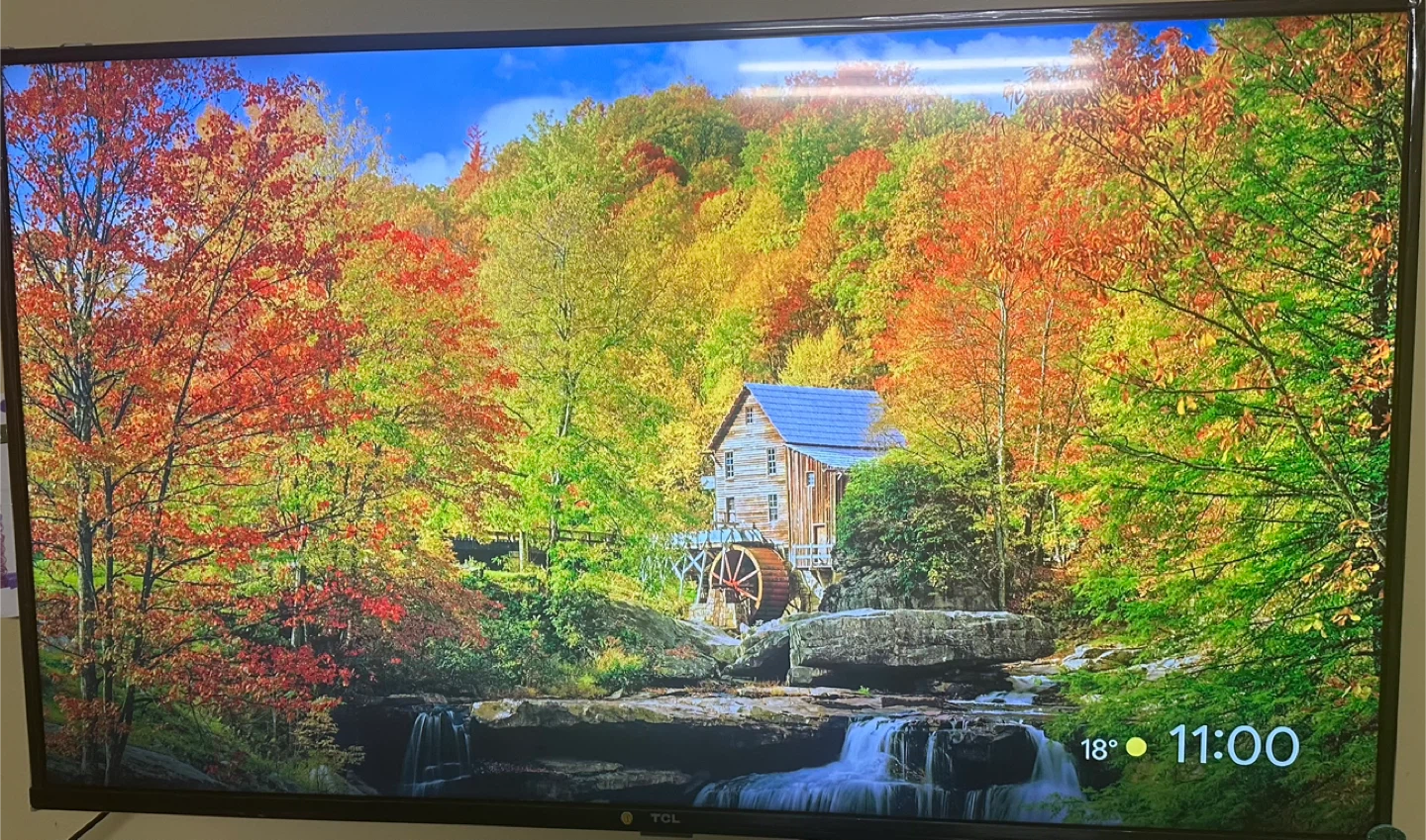 TCL smart TV - photo 2