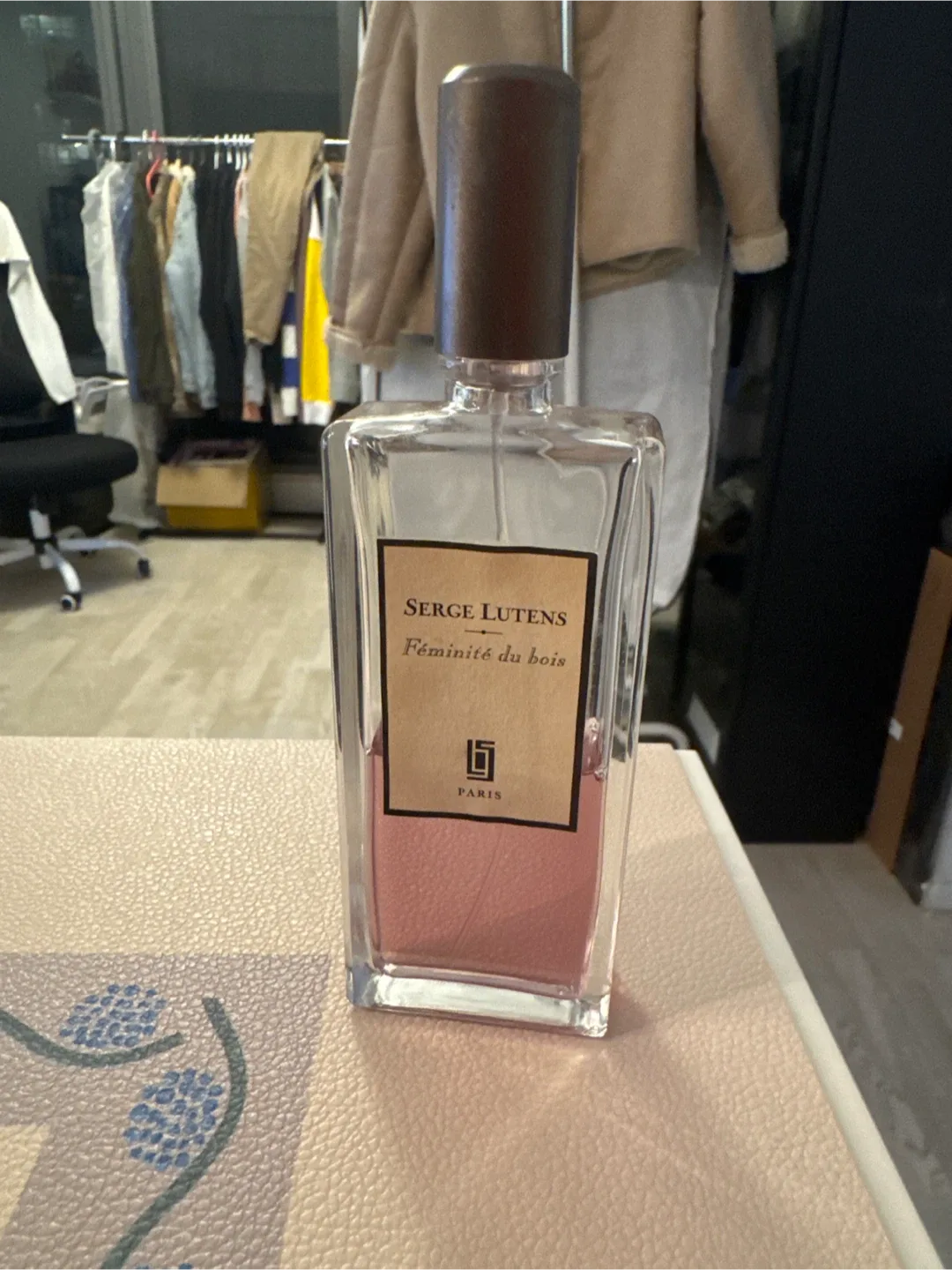 Serge Lutens Féminité du bois Paris thumbnail
