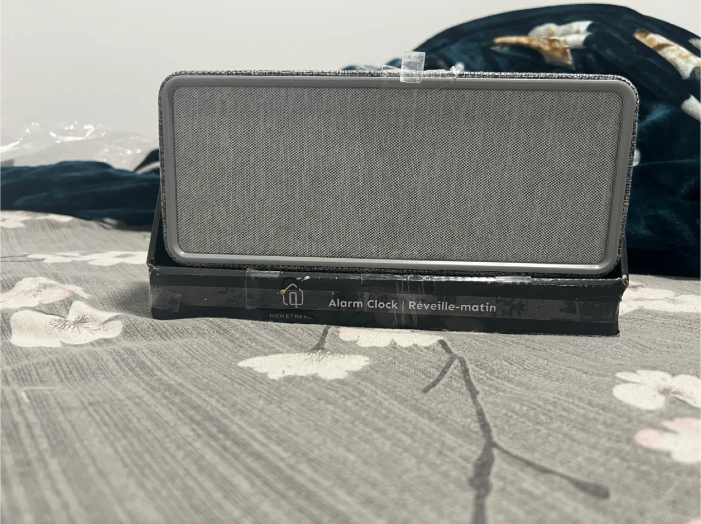 Hometrends Alarm Clock thumbnail
