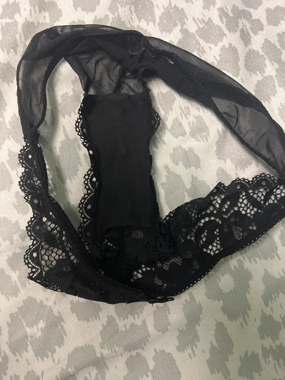 Black lace panty image indicator(3)