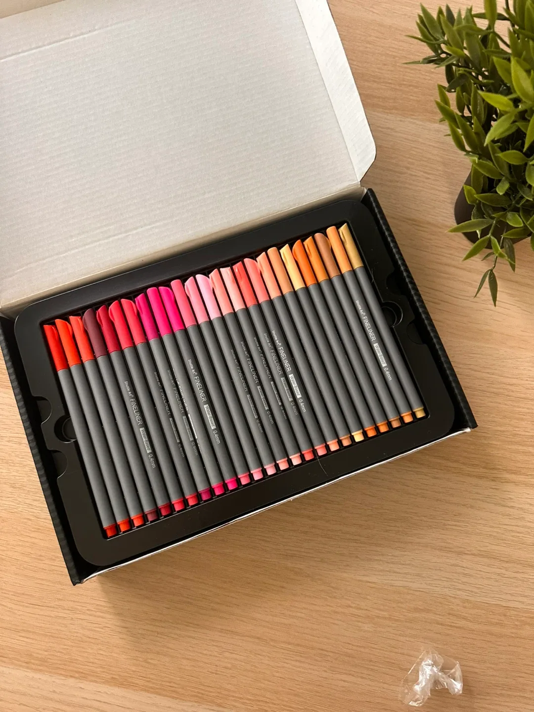 Shuttle Art Fineliner Color Pens - 100 Colors image indicator(3)