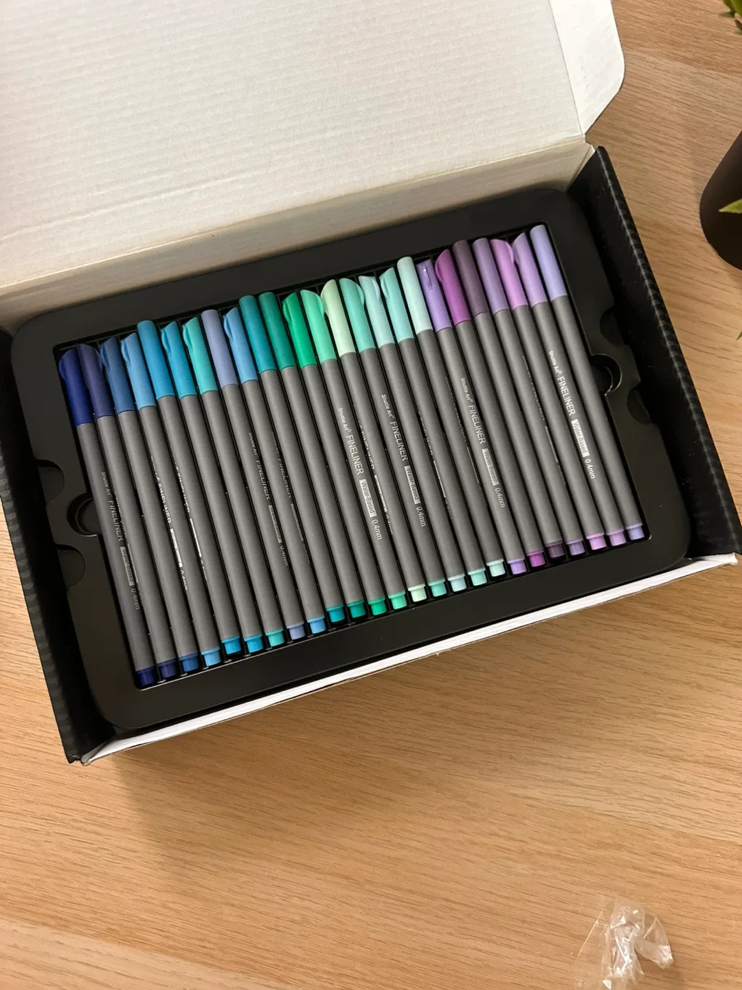 Shuttle Art Fineliner Color Pens - 100 Colors image indicator(5)