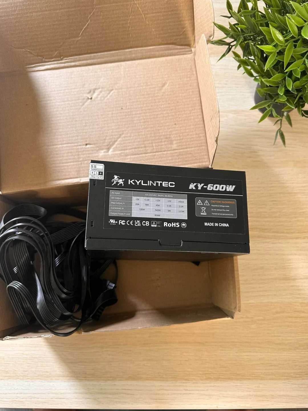 Kylintec KY-600W Power Supply - Like New! image indicator(2)