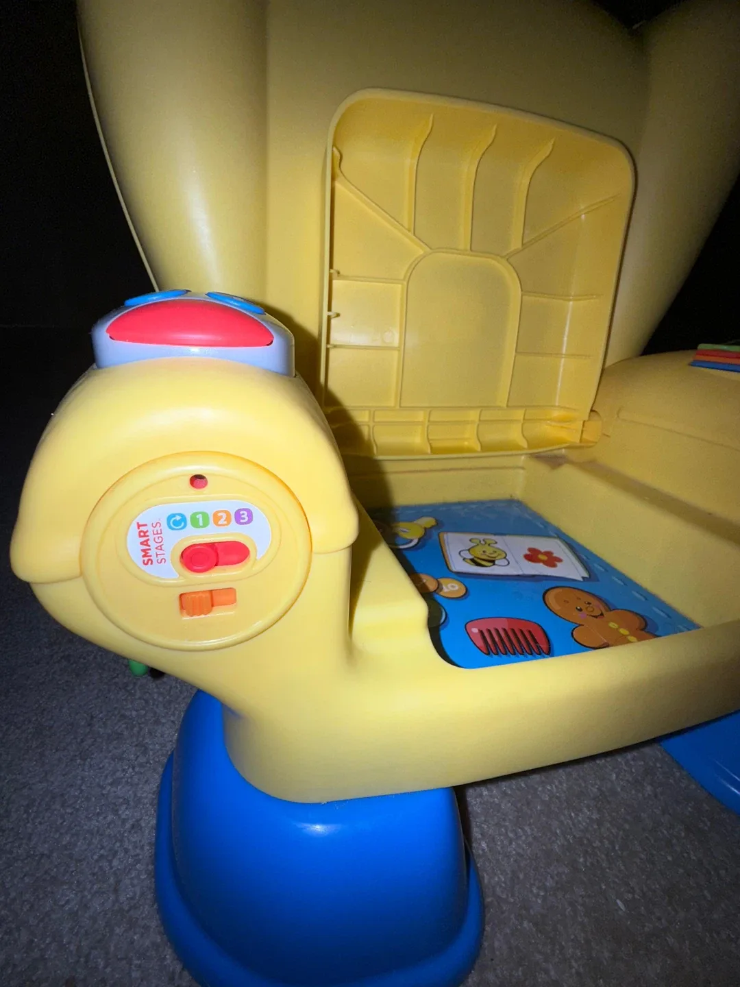 Fisher-Price Laugh & Learn Smart Stages Chair image indicator(3)