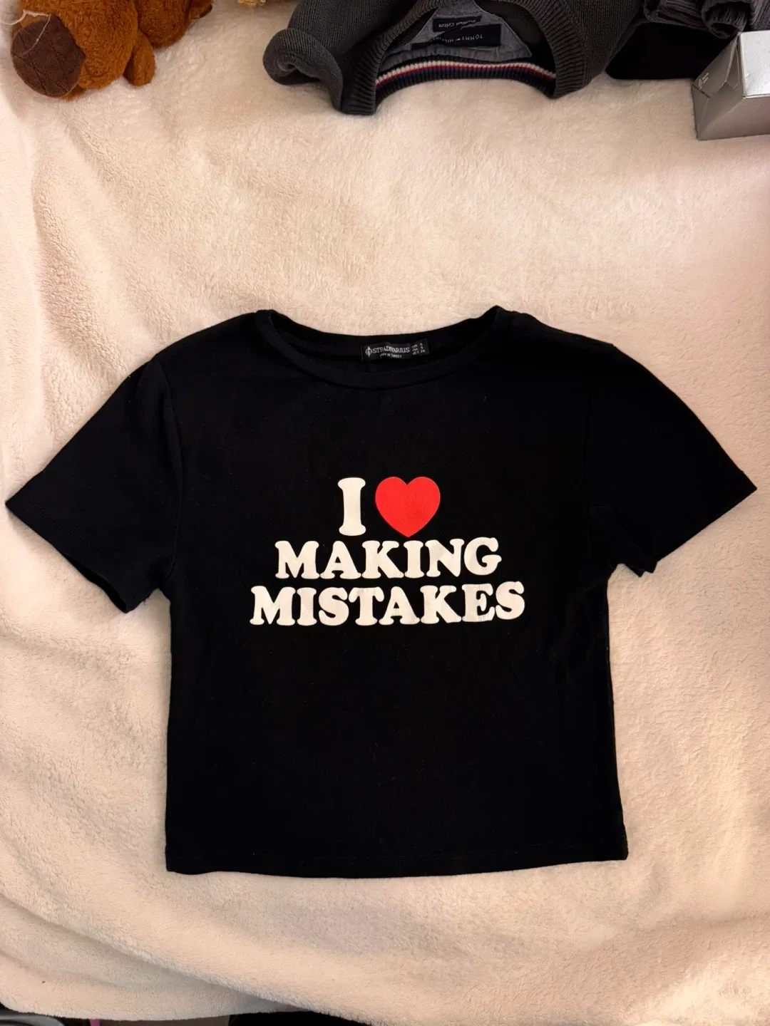 Bundle T-shirts - I <Heart> Breaking Hearts & Making Mistakes thumbnail