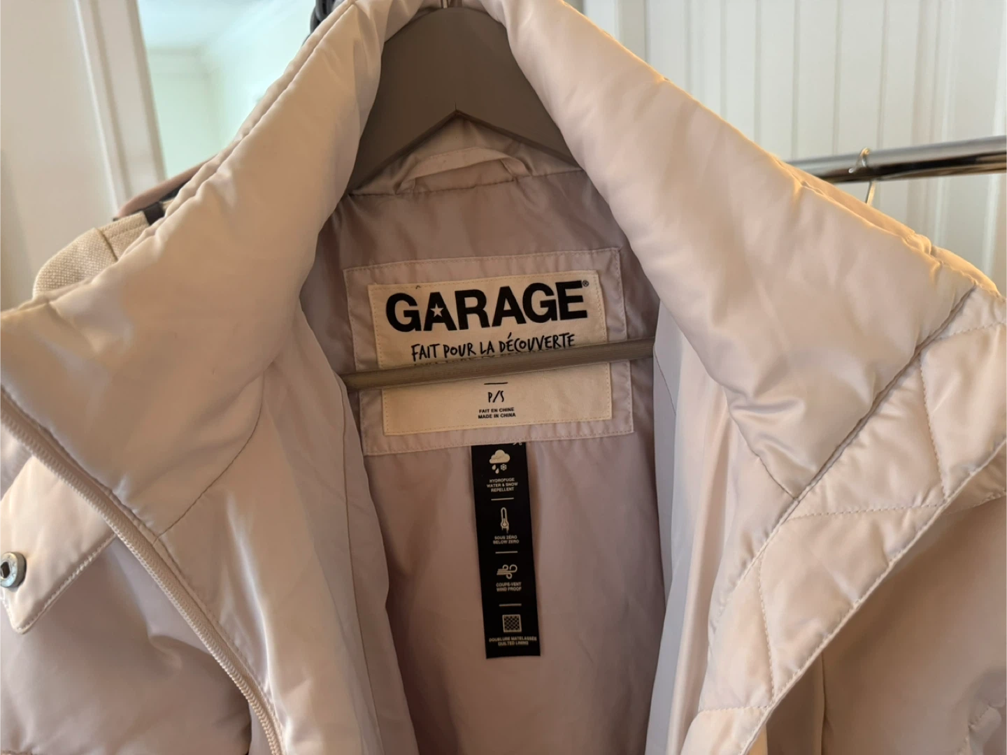 Garage Puffer Jacket - Size M - photo 3