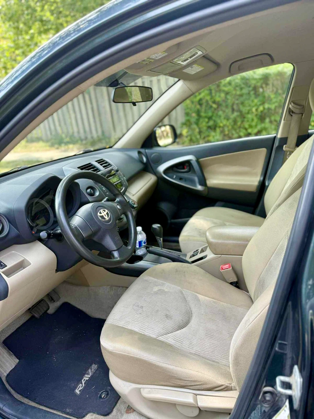 2010 Toyota RAV4 - photo 5