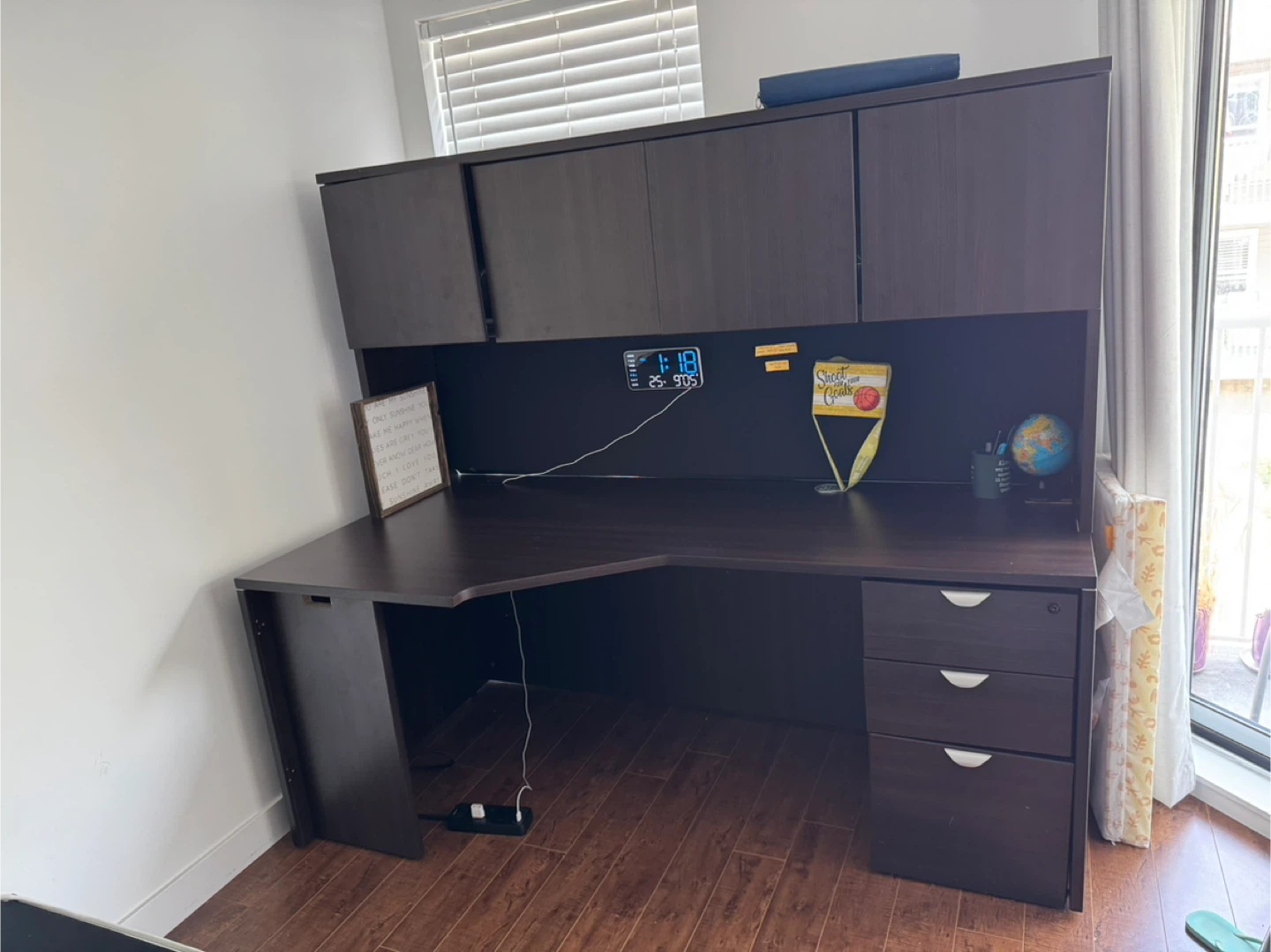 Large L-Shaped Office Desk with Hutch & Drawers – Dark Wood
