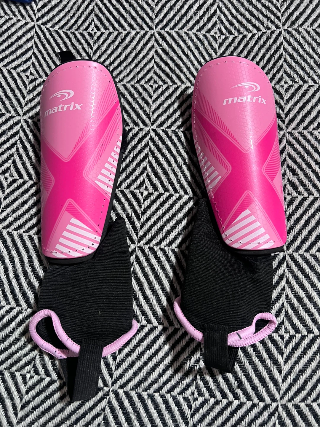 Matrix Pink Soccer Shin Guards - photo 2