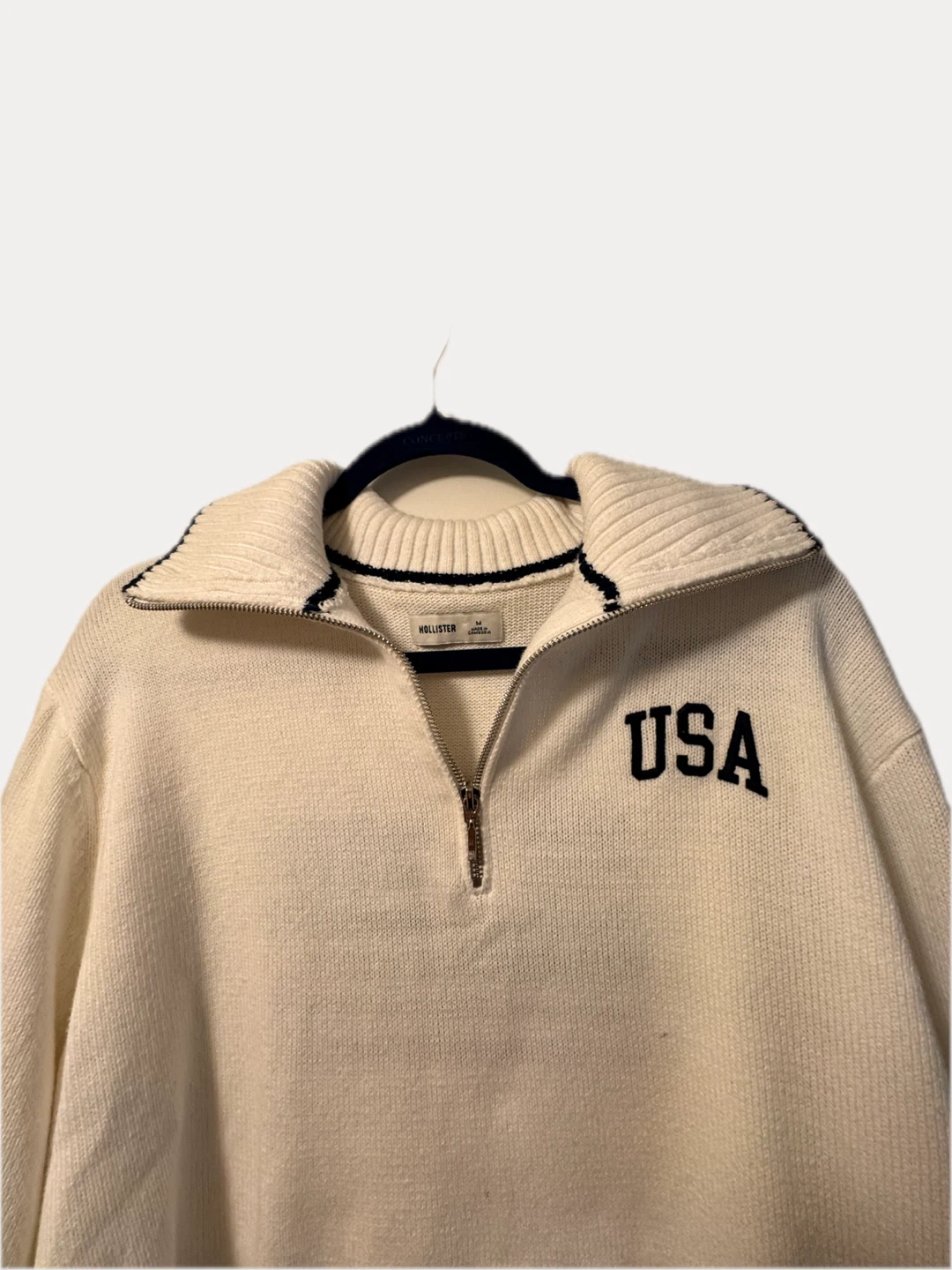 Hollister Cream USA Quarter Zip Sweater - Medium - photo 2