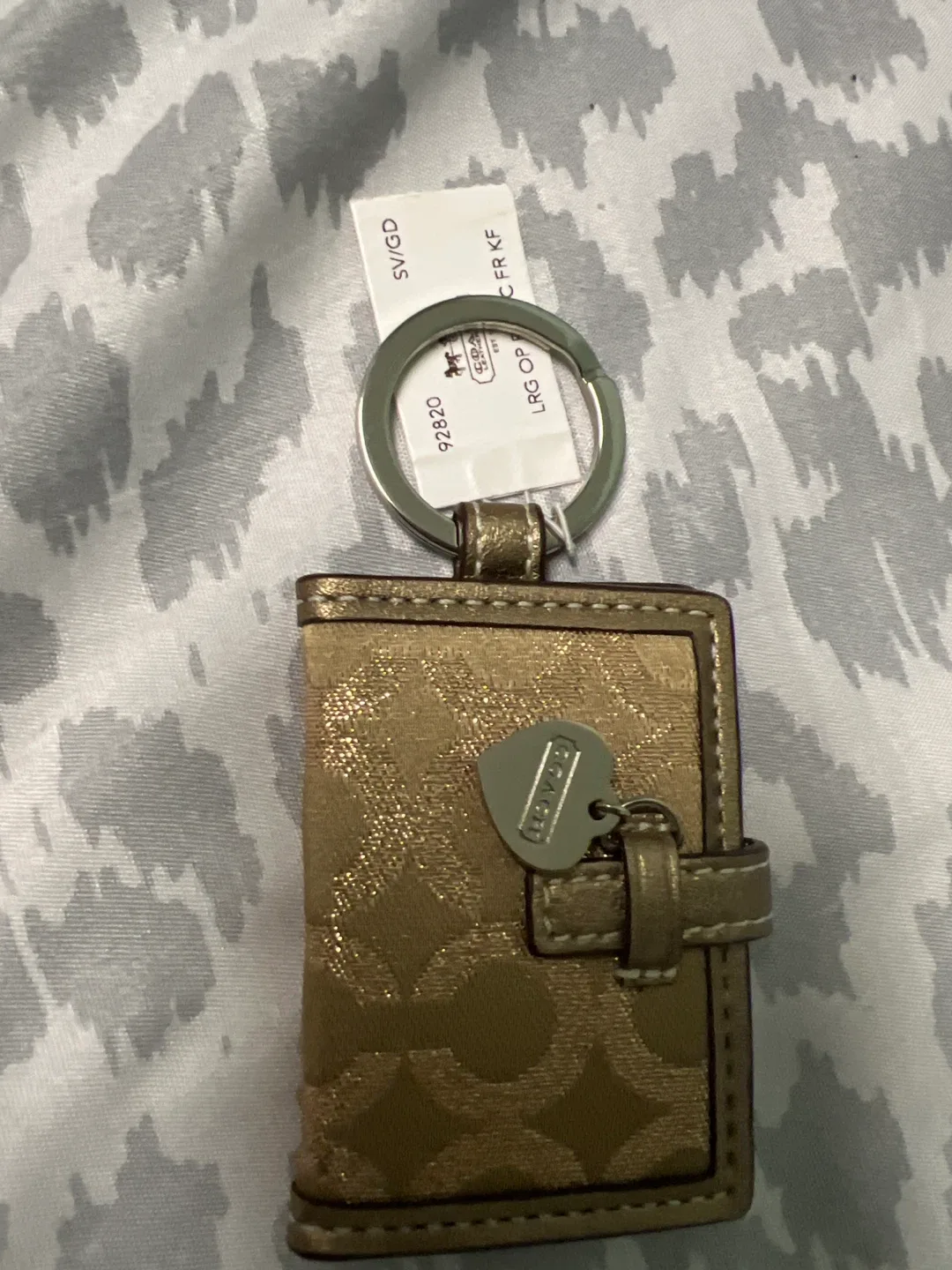 Coach Keychain image indicator(4)
