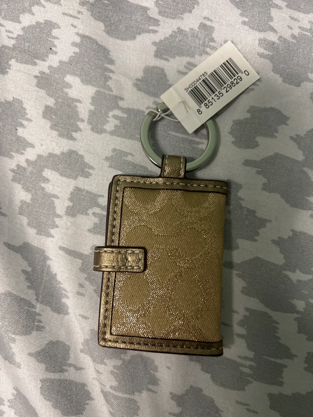 Coach Keychain image indicator(2)