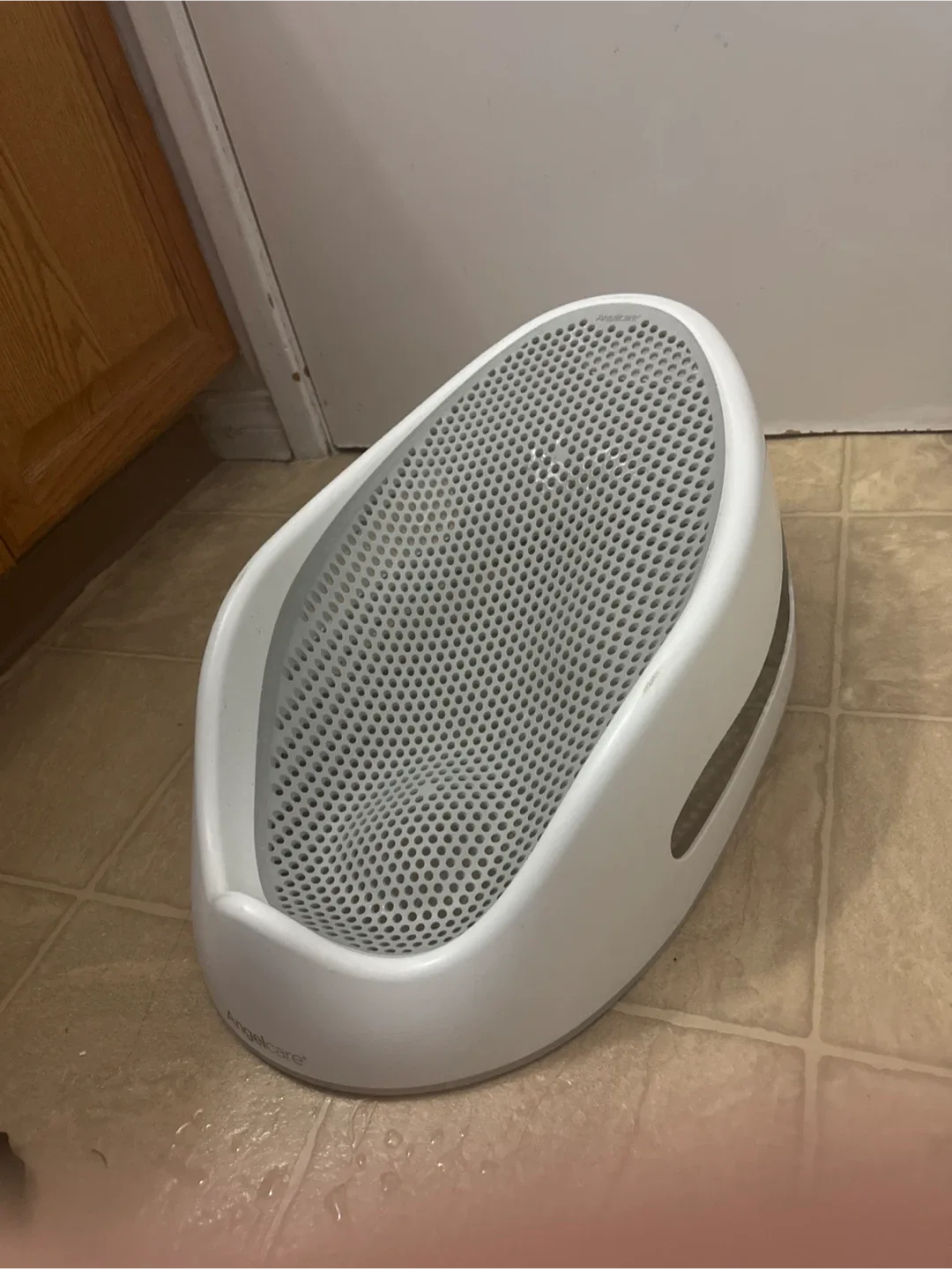 Angelcare Baby Bath Support image indicator(2)