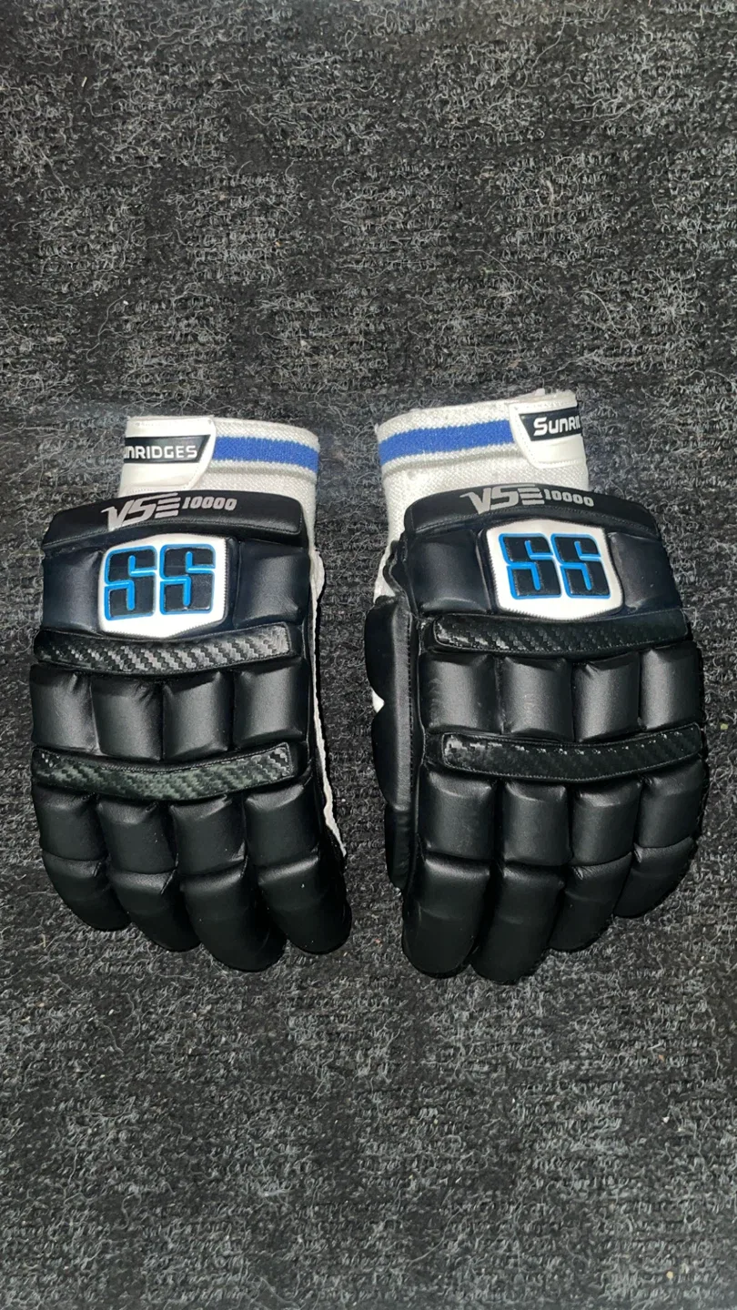 Cricket kit image indicator(2)