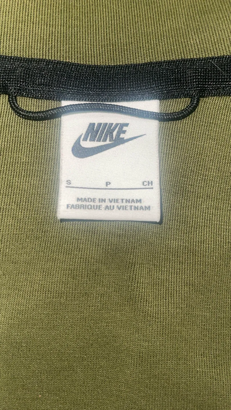 Nike Tech Fleece Hoodie - Olive image indicator(7)