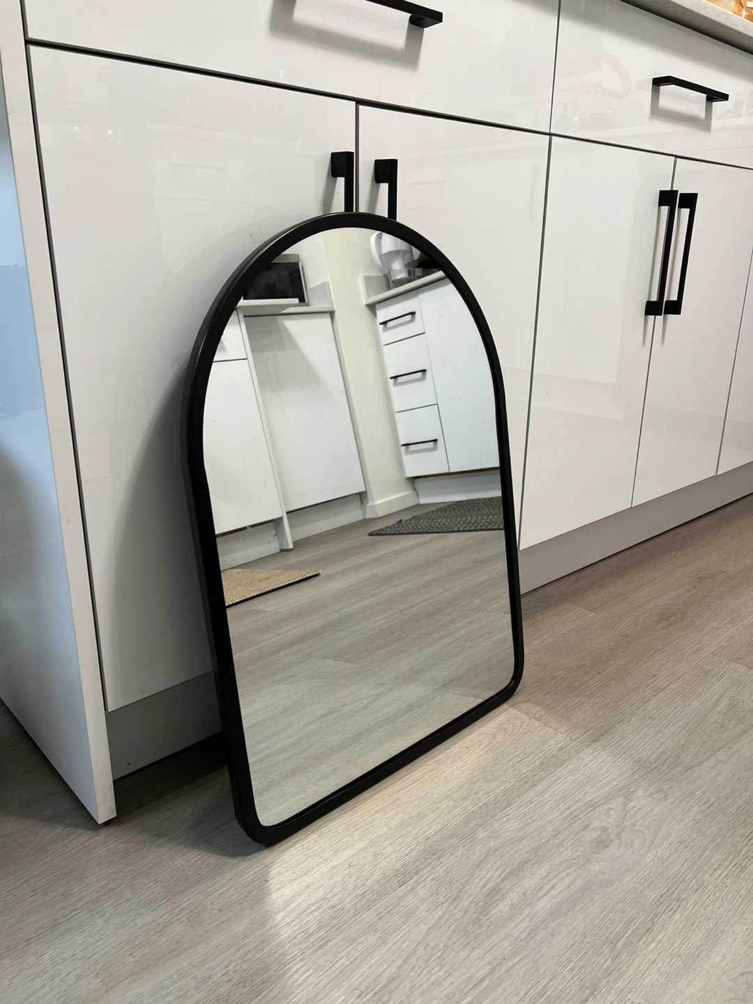 Arched Mirror - 24 x 18 Inch