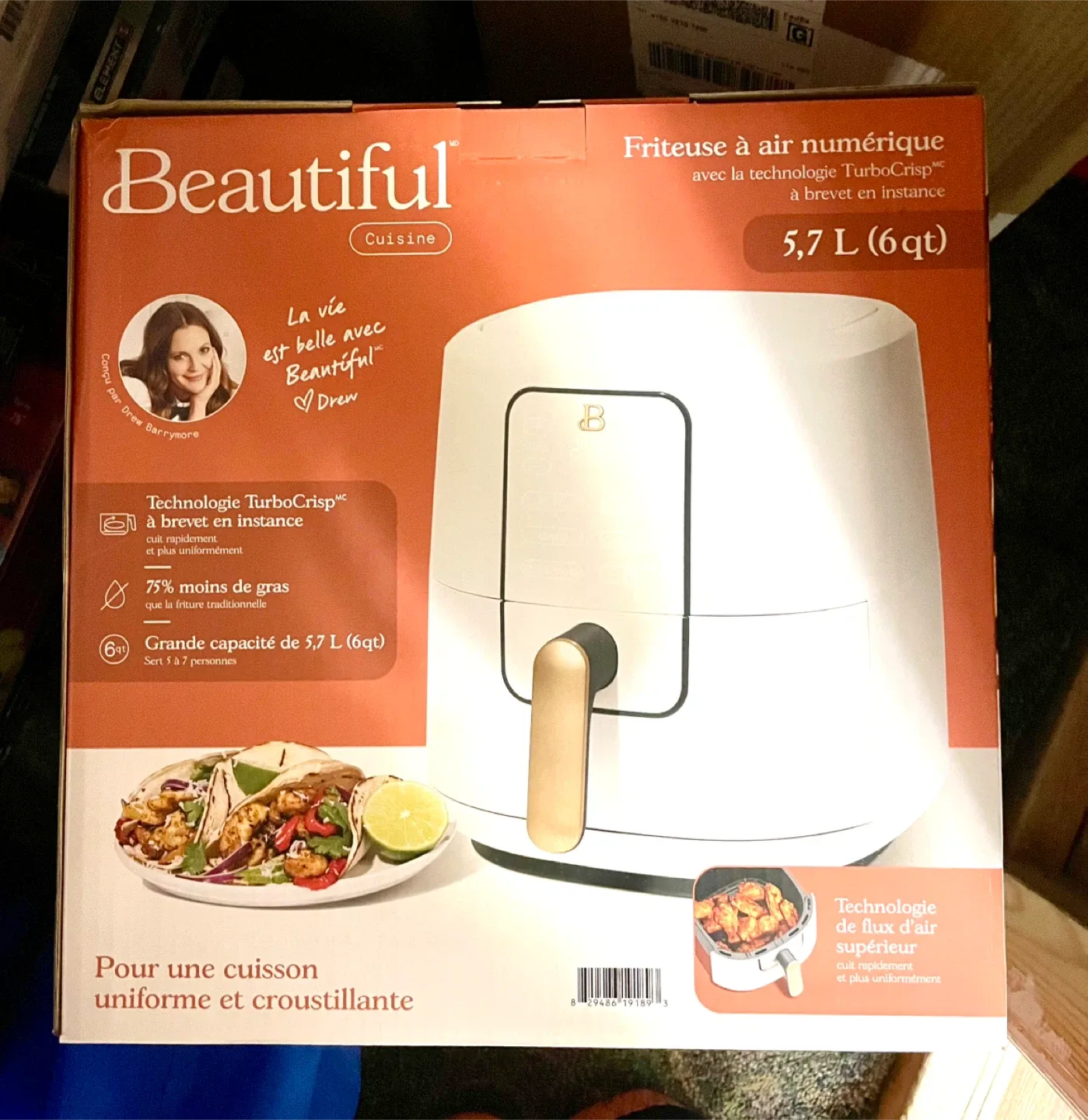 Beautiful 6QT Digital Air Fryer - Brand New! image indicator(2)