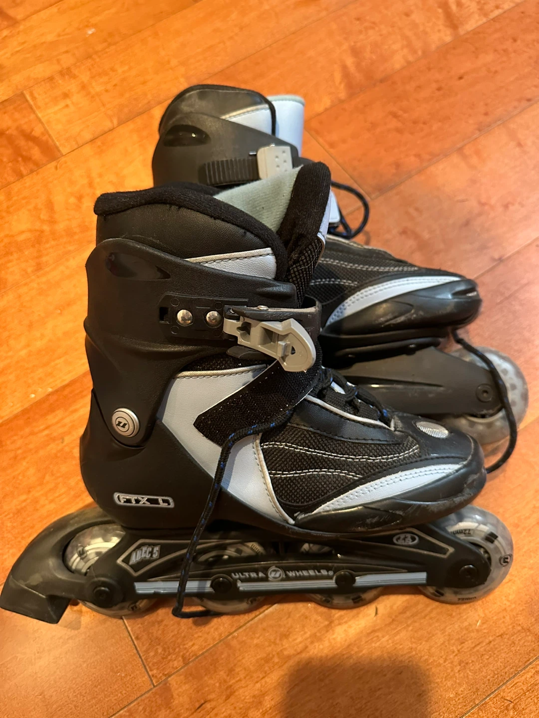 Children’s Roller Skates Size 7