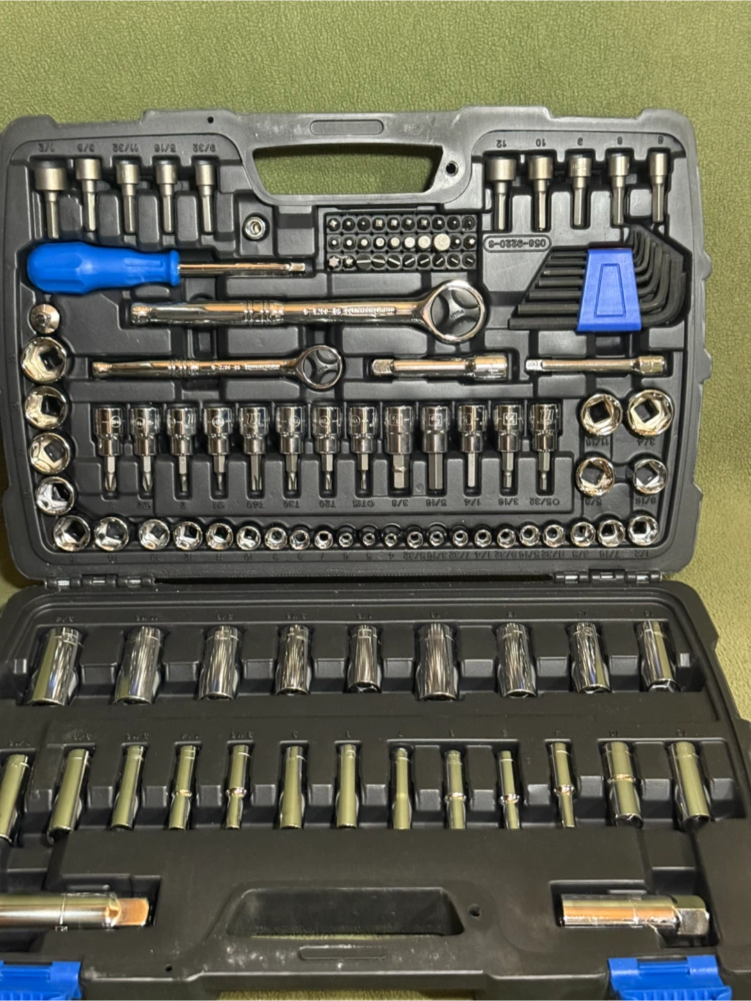 128 piece Mastercraft Socket an Tool Set - photo 3
