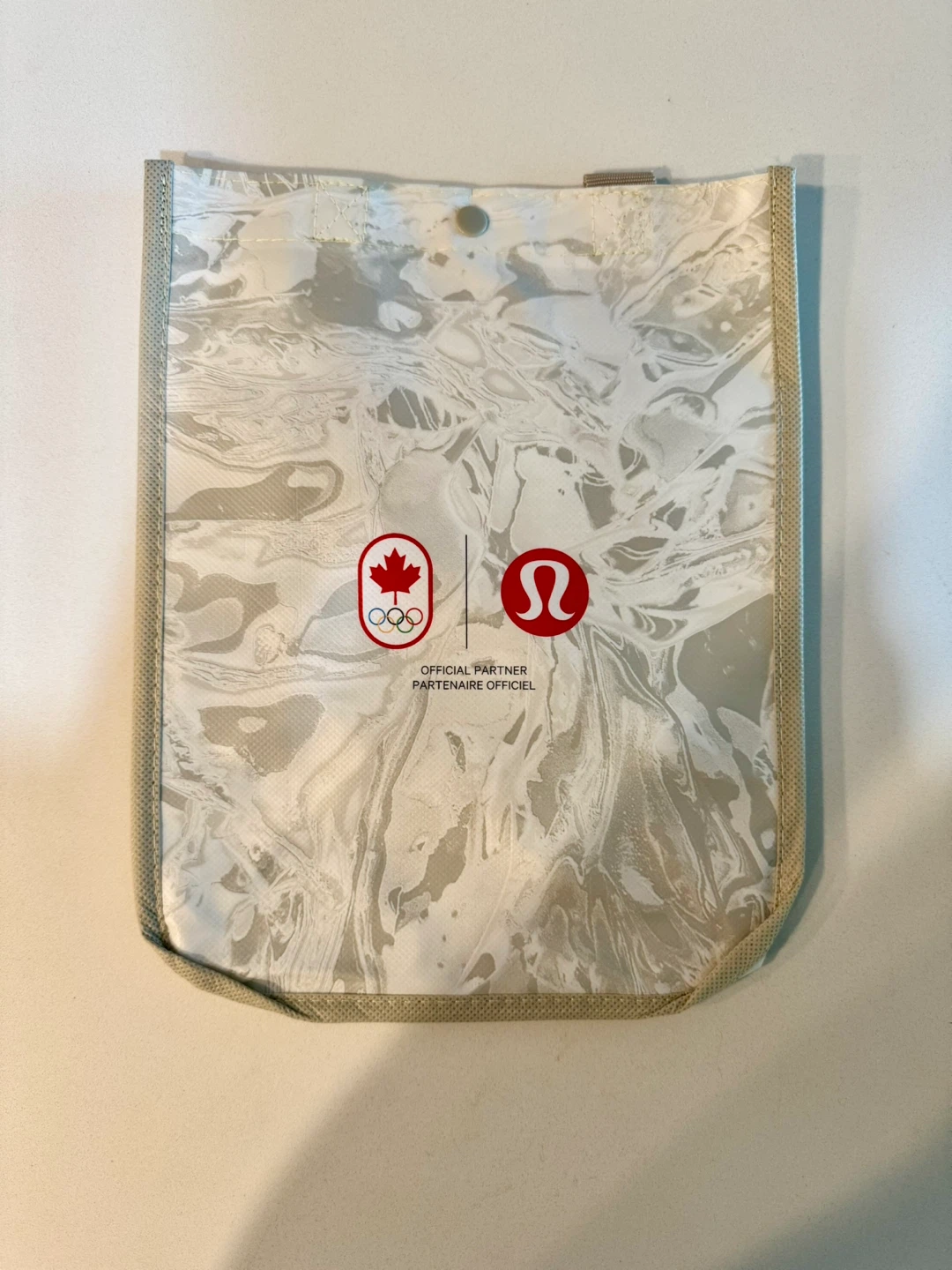 🛍️ Lululemon x Team Canada Tote Bag (small) 🛍️ - photo 2