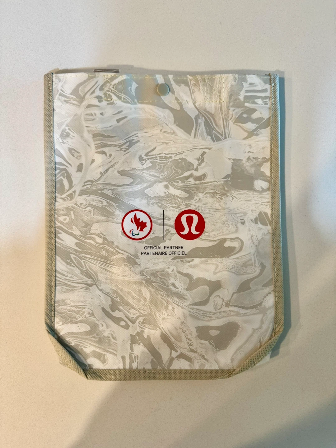 🛍️ Lululemon x Team Canada Tote Bag (small) 🛍️