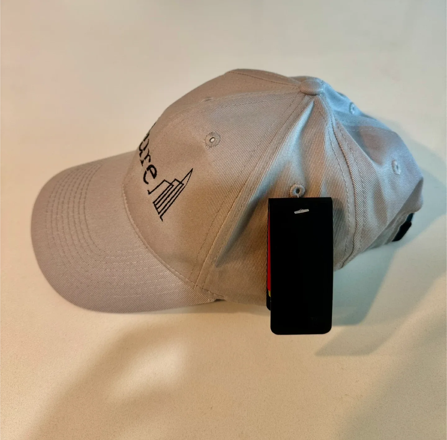 🧢 The Fersten Worldwide Collection Cap - New with Tags 🧢 thumbnail