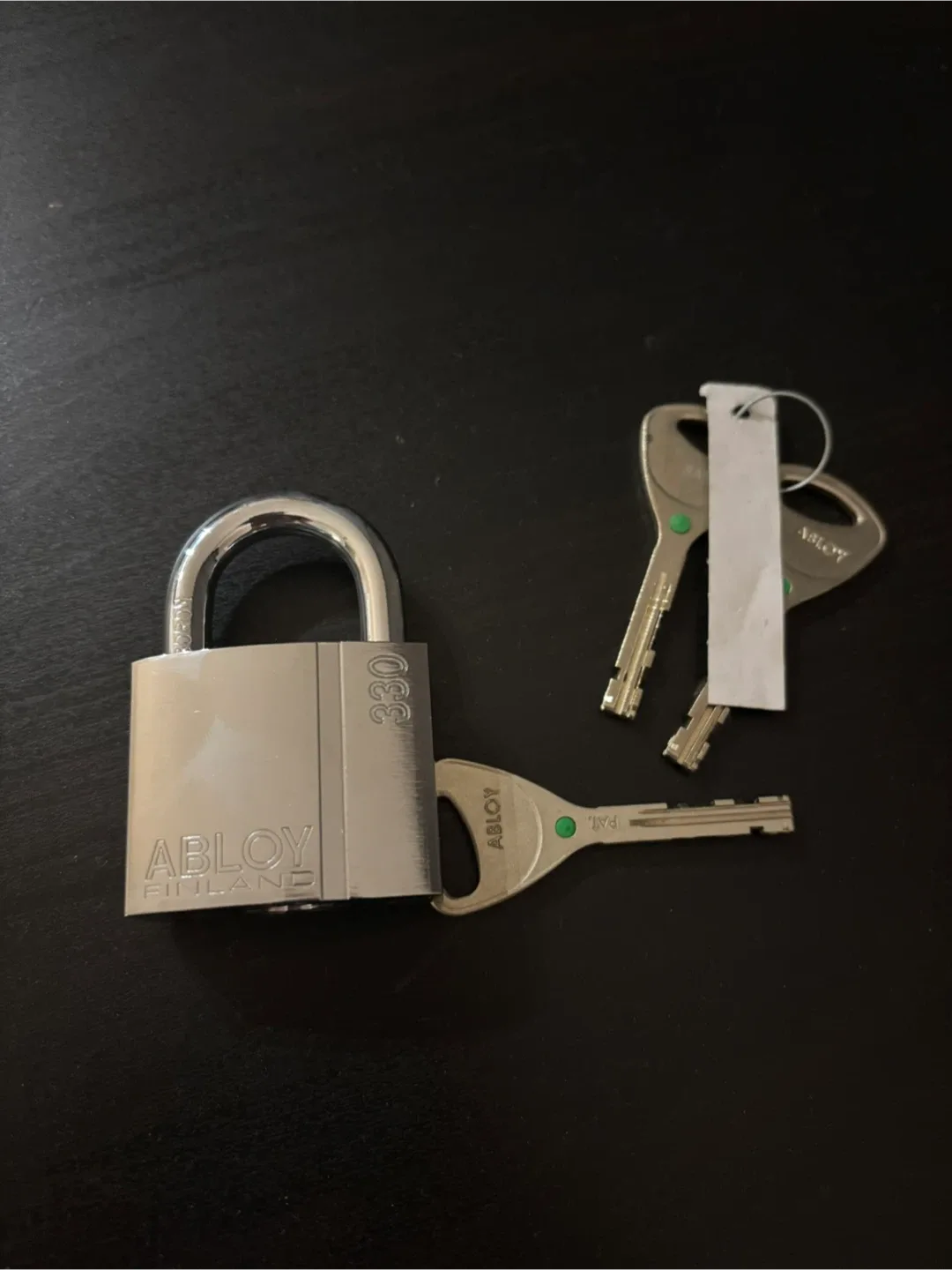 Lock and keys thumbnail