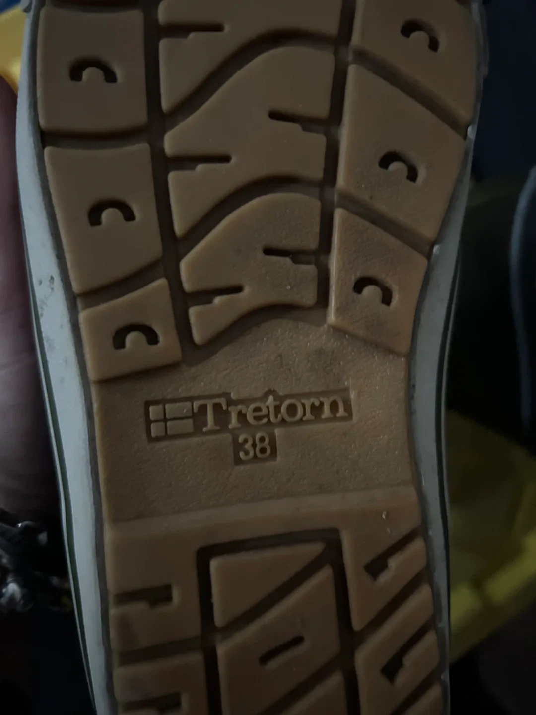 Tretorn Black Winter Boots - Size 38 image indicator(4)