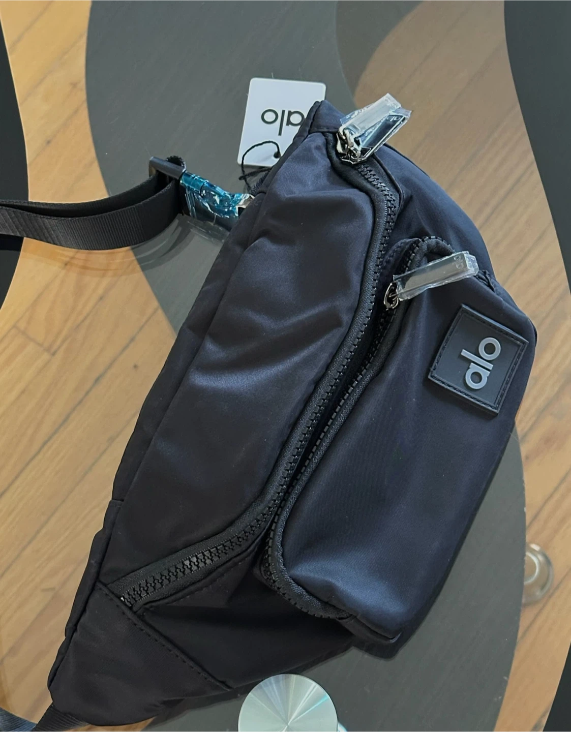 ALO Yoga Explorer Fanny Pack - Black - photo 2
