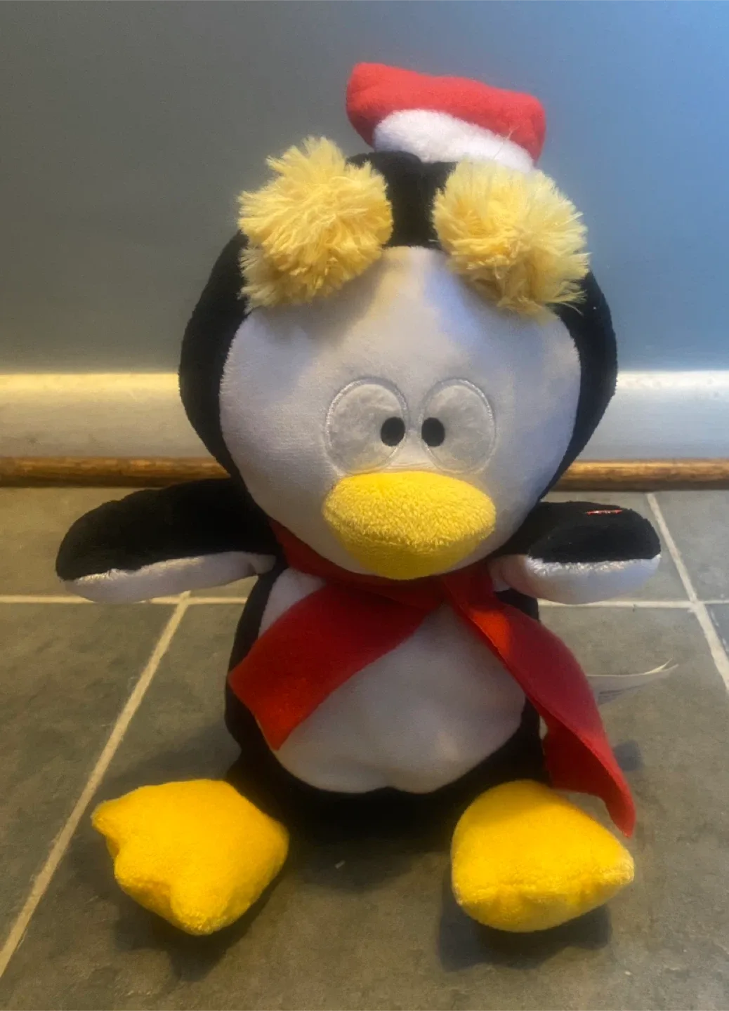 🥕Dancing  Christmas Penguin Plush🥕 thumbnail