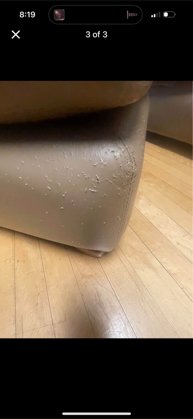 Leather couch with some cat scratches. - photo 2