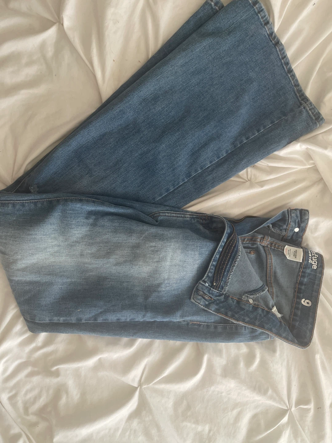 Refuge Austin Flare Jeans - Size 9 - photo 3