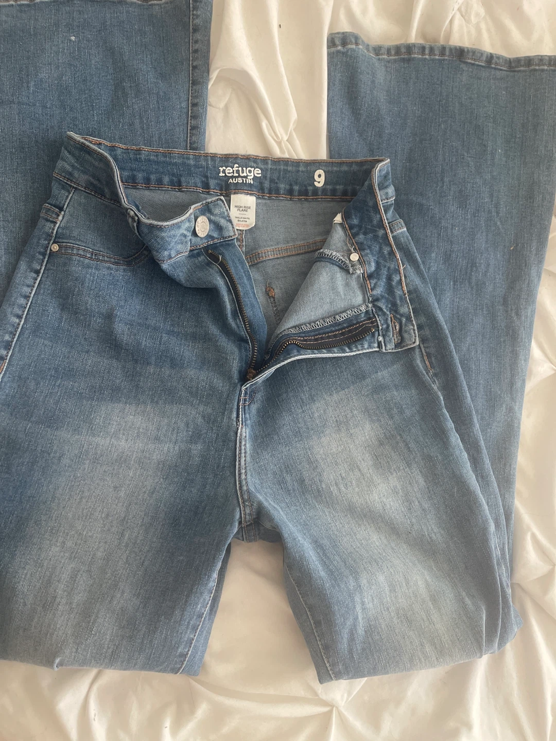 Refuge Austin Flare Jeans - Size 9 - photo 2