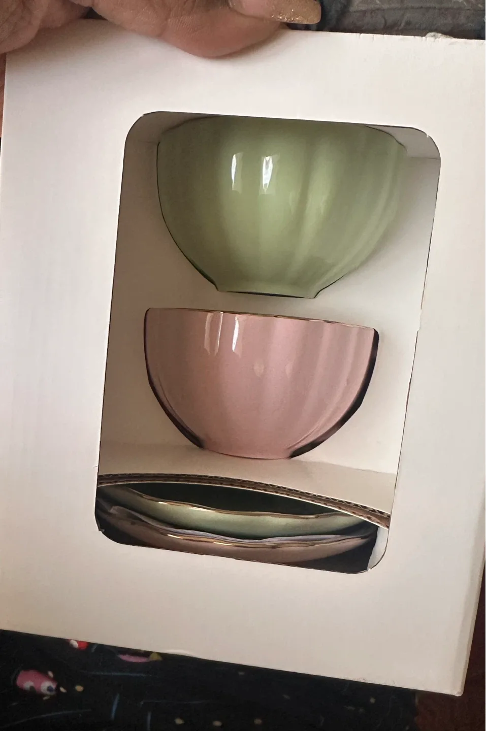 New Bridgerton Teacups Set - Shondaland Netflix thumbnail