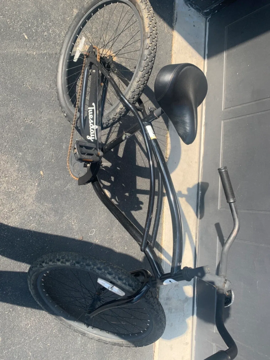 Tuesday Cycles Beach Cruiser Bike - Black image indicator(3)