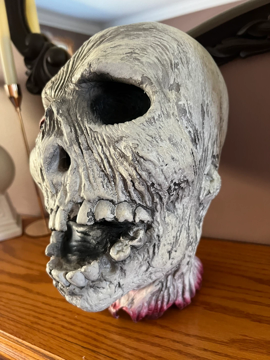 Zombie Head Halloween Prop Decoration - photo 3