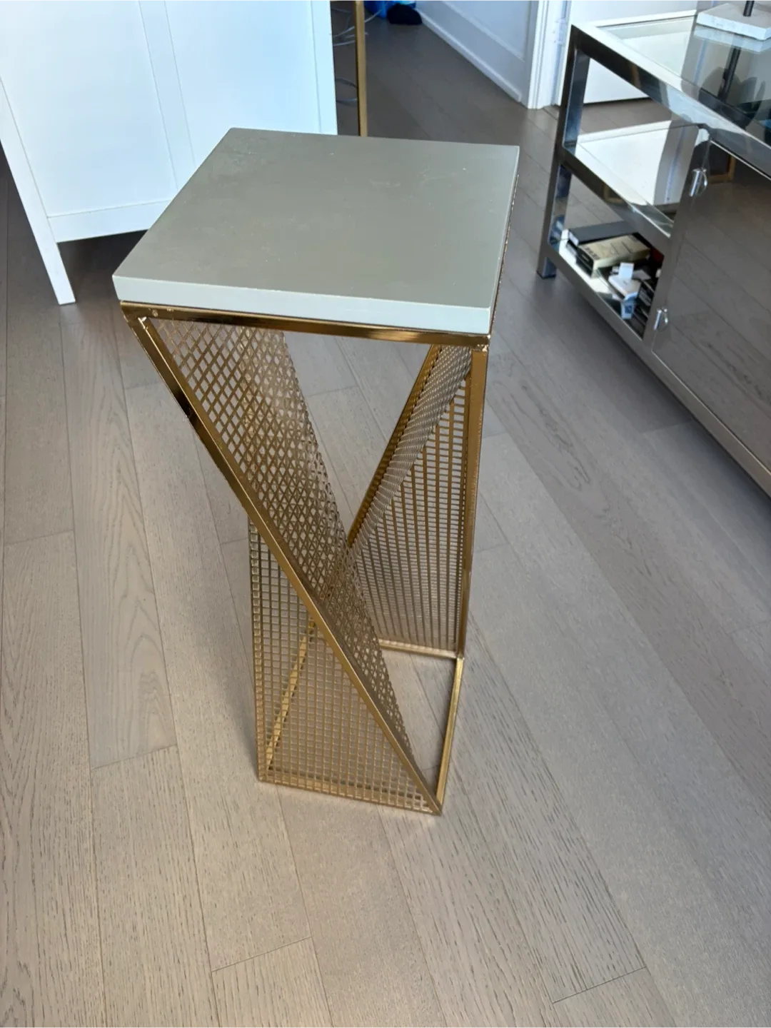 Gold Accent Table thumbnail
