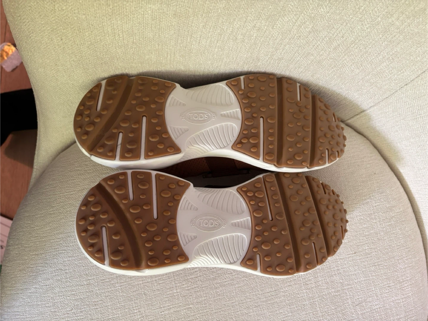 Tod's  women’s Jane Sneakers - Brown size 10.5 - photo 2