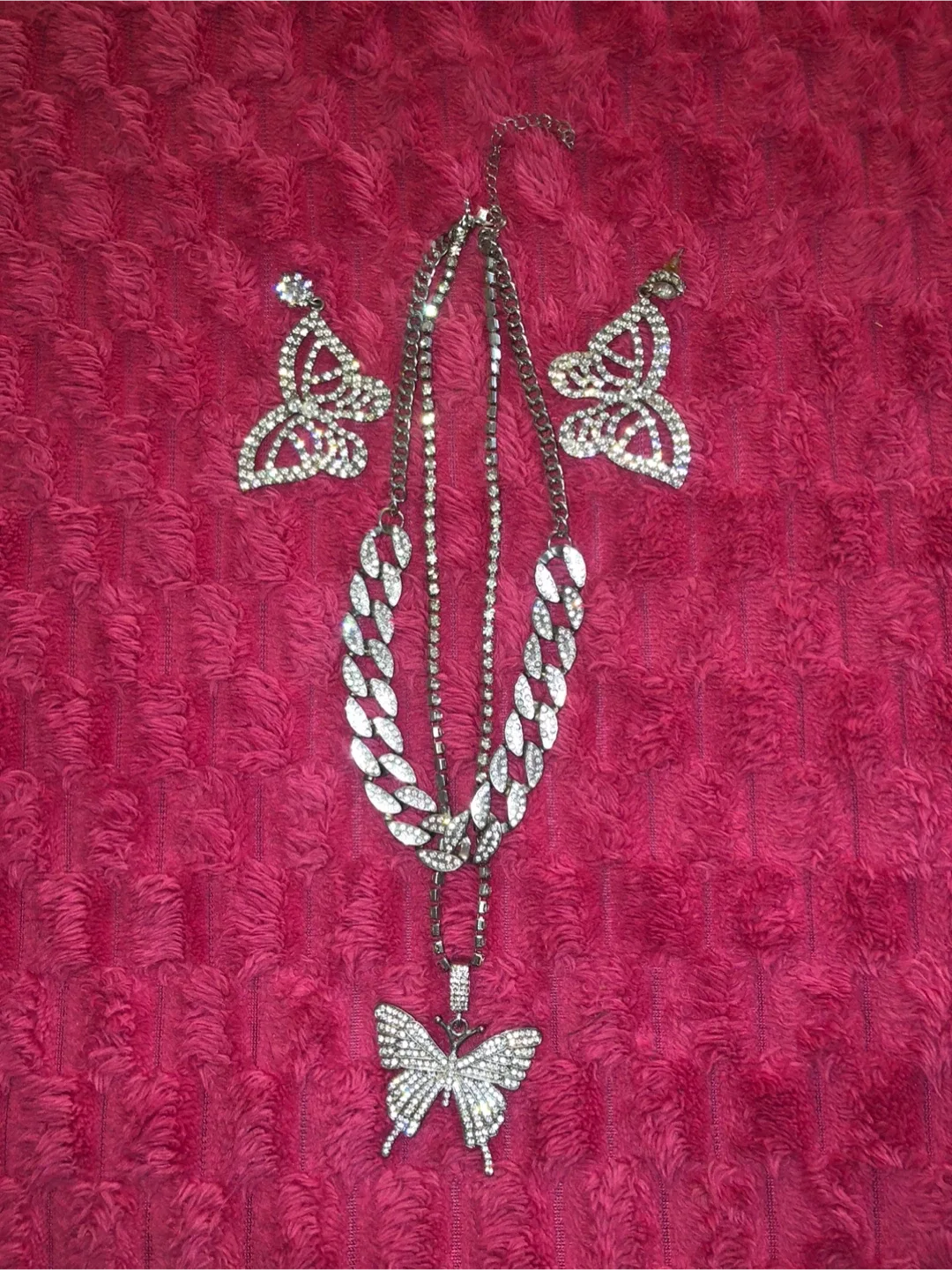 Necklace & Earring Set image indicator(2)