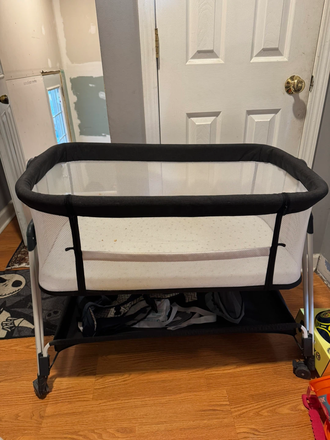 Bassinet - Black and White - photo 2