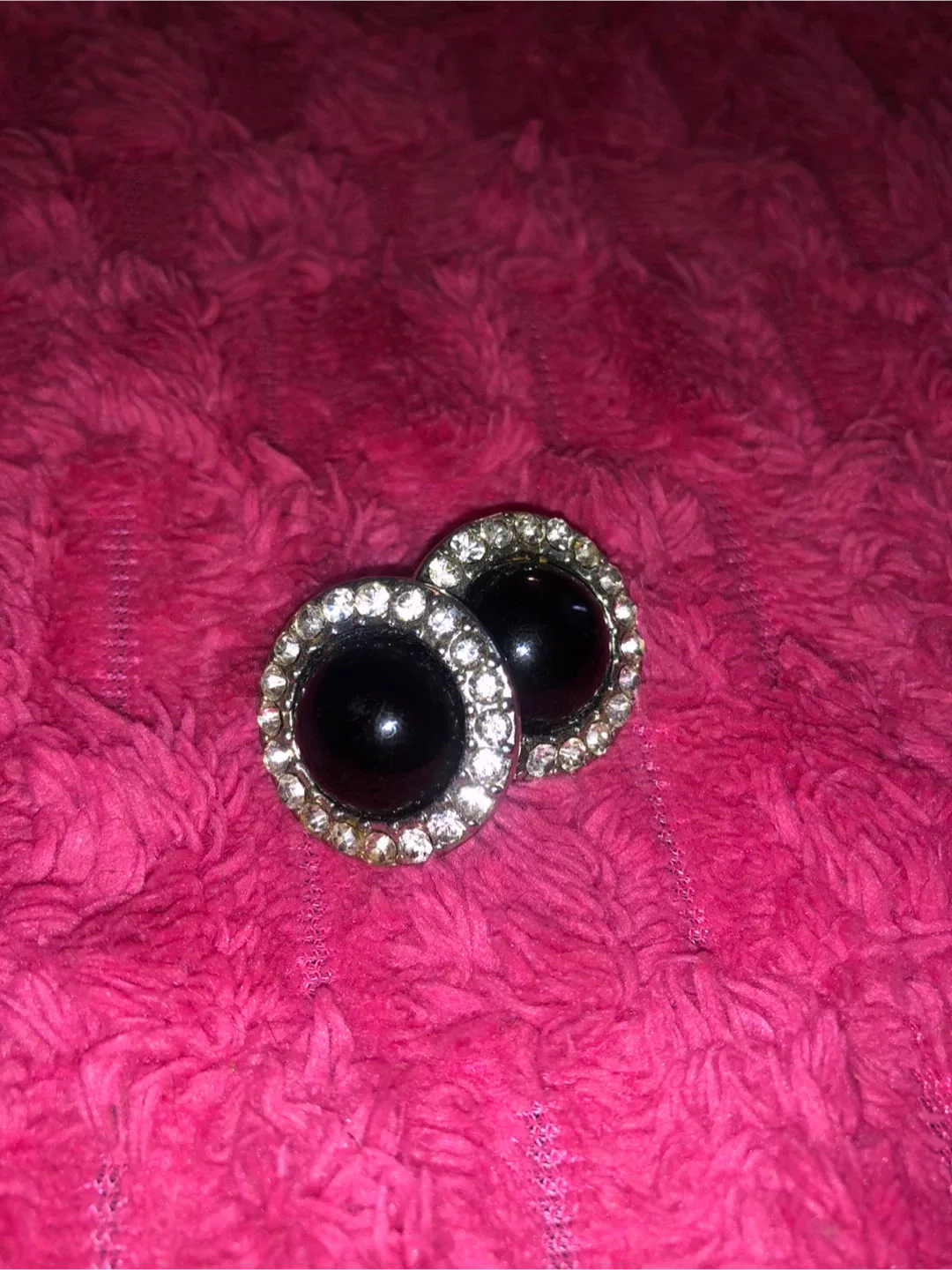 Black & Rhinestone Stud Earrings image indicator(2)