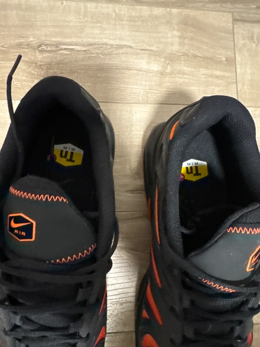 Nike Air Max Plus TN Black/Orange Men's image indicator(2)