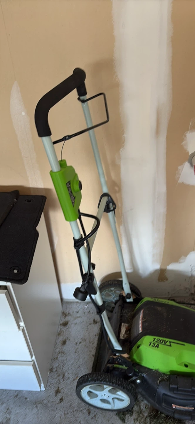 Greenworks Lawn mower - photo 4